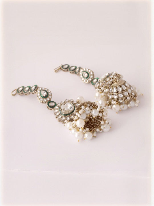 Women White & Green Gold-Plated Kundan Studded Jewellery Set,SAMC